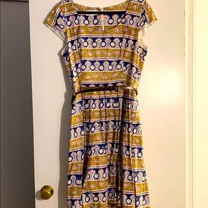 Patterned midi cap sleeve dress size 14
